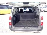 Toyota SUCCEED лот № 1040 оценка 3.5  с аукциона в Японии 2