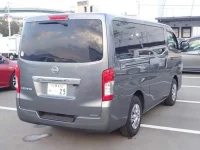 Nissan CARAVAN VAN лот № 8 оценка R  с аукциона в Японии 1