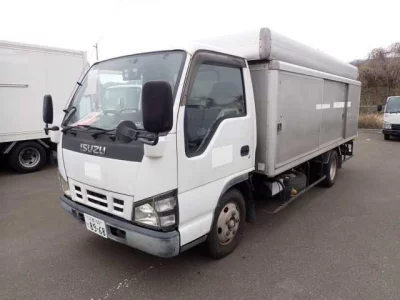 Isuzu ELF