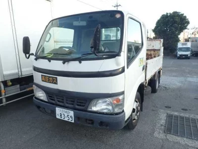 Toyota DYNA  с аукциона в Японии