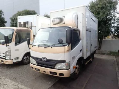Hino DUTRO  с аукциона в Японии