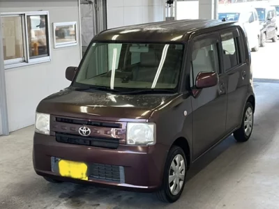 Toyota PIXIS SPACE