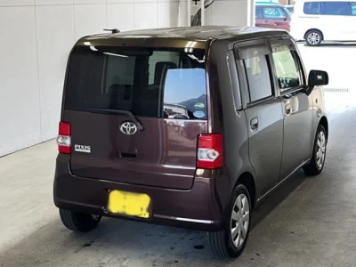 Toyota PIXIS SPACE
