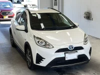 Toyota AQUA лот № 3106 оценка 4.5  с аукциона в Японии 3