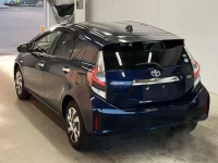 Toyota AQUA лот № 3191 оценка 4  с аукциона в Японии 4