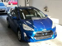 Toyota AQUA лот № 3471 оценка 3.5  с аукциона в Японии 3