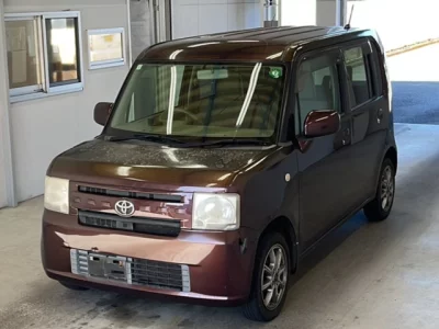Toyota PIXIS SPACE  с аукциона в Японии