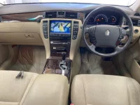 Toyota CROWN лот № 3086 оценка 3.5  с аукциона в Японии 2