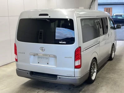 Toyota REGIUS ACE VAN