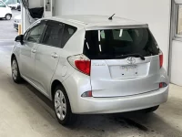 Toyota RACTIS лот № 3067 оценка 3.5  с аукциона в Японии 4