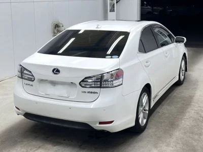 Lexus HS