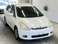 Toyota WISH лот № 3313 оценка 3.5  с аукциона в Японии 3