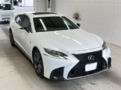 Lexus LS  с аукциона в Японии