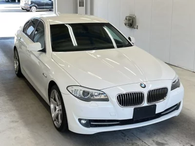 BMW 5-Series  с аукциона в Японии