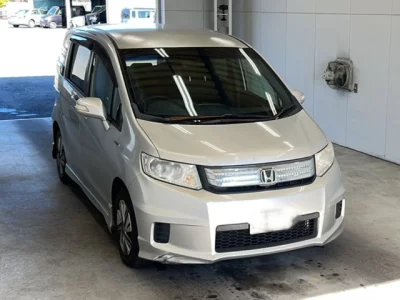 Honda FREED  с аукциона в Японии