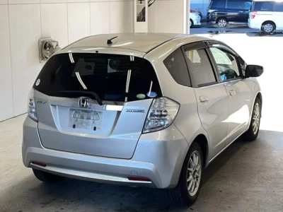 Honda FIT  с аукциона в Японии