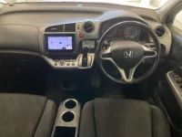 Honda STREAM лот № 3853 оценка 3.5  с аукциона в Японии 2