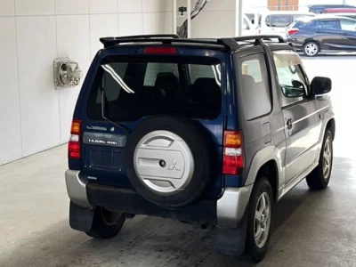 Mitsubishi PAJERO MINI