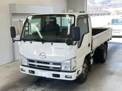 Mazda TITAN  с аукциона в Японии