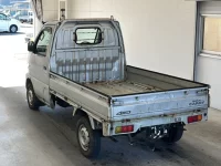 Suzuki CARRY TRUCK лот № 1068 оценка 3  с аукциона в Японии 4
