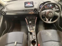 Mazda DEMIO лот № 3561 оценка 3.5  с аукциона в Японии 2