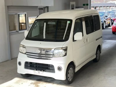 Daihatsu Atrai Wagon  с аукциона в Японии