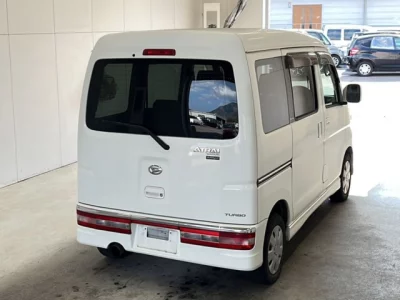 Daihatsu Atrai Wagon  с аукциона в Японии
