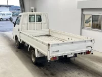 Mazda BONGO лот № 3535 оценка 3.5  с аукциона в Японии 4