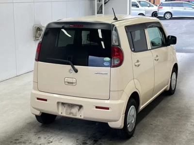 Suzuki MRWAGON