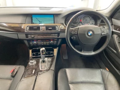 BMW 5-Series  с аукциона в Японии