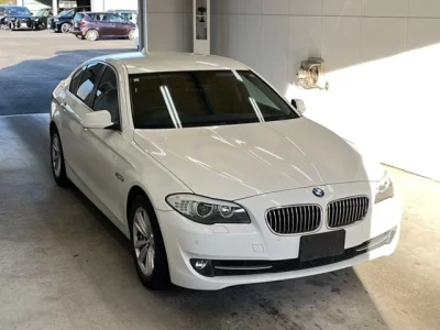BMW 5-Series  с аукциона в Японии