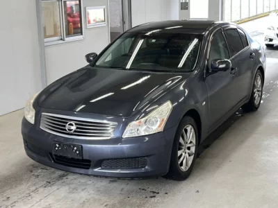 Nissan SKYLINE  с аукциона в Японии