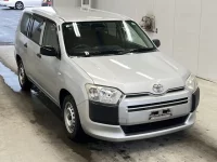 Toyota SUCCEED лот № 3990 оценка 3.5  с аукциона в Японии 3