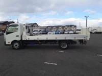 Toyota DYNA лот № 70001 оценка 4  с аукциона в Японии 3