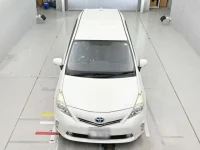 Toyota PRIUS ALPHA лот № 30009 оценка 4  с аукциона в Японии 6