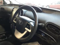 Toyota PRIUS PHV лот № 30018 оценка 3.5  с аукциона в Японии 8
