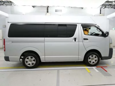 Toyota REGIUS ACE VAN