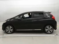 Honda FIT лот № 90189 оценка 3  с аукциона в Японии 3