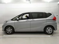 Honda FREED лот № 30405 оценка R  с аукциона в Японии 3