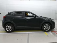 Mazda CX-3 лот № 30086 оценка 4  с аукциона в Японии 2
