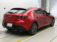 Mazda MAZDA3 лот № 30044 оценка 4.5  с аукциона в Японии 1