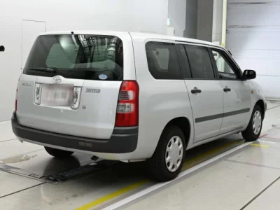 Toyota SUCCEED
