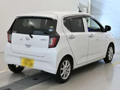 Daihatsu MIRA E S