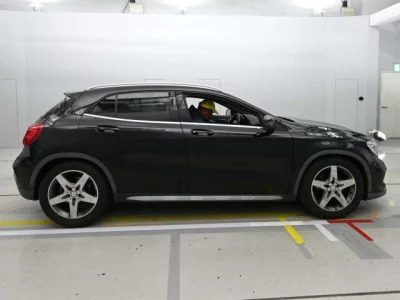 Mercedes-Benz GLA CLASS