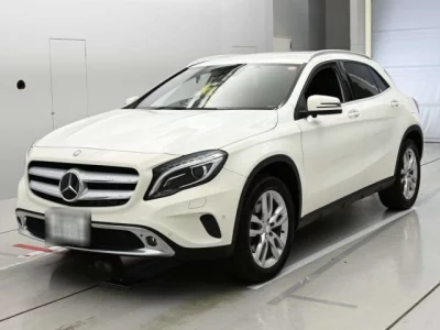 Mercedes-Benz GLA CLASS
