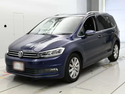 Volkswagen GOLF TOURAN