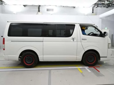 Toyota REGIUS ACE VAN
