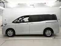 Toyota VOXY лот № 30077 оценка 3.5  с аукциона в Японии 3