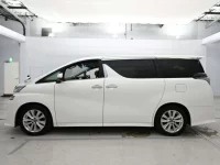 Toyota VELLFIRE лот № 30056 оценка 4  с аукциона в Японии 3
