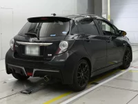 Toyota VITZ лот № 30066 оценка 3.5  с аукциона в Японии 1